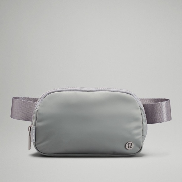 lululemon athletica Handbags - Lululemon Everywhere Belt Bag - Silver Drop